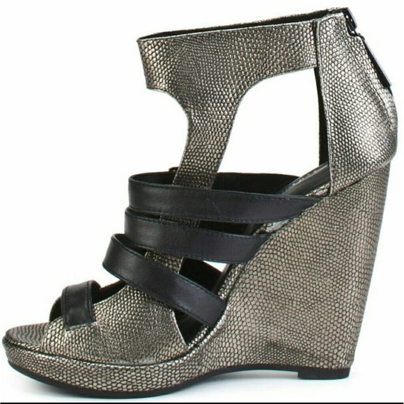 NWT Matiko Sachi Gladiator Sandal - Picture 4 of 6